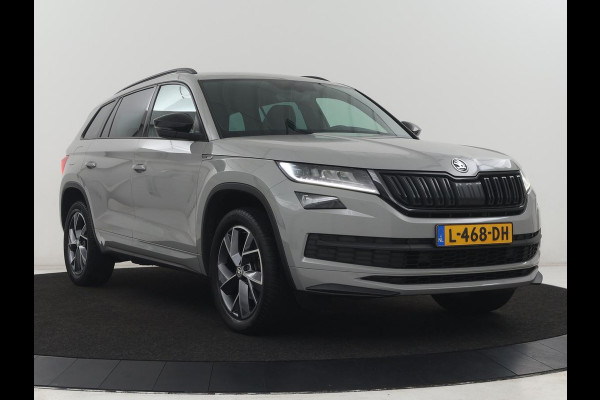Škoda Kodiaq 1.5 TSI Sportline Business | Stoel&Stuurverwarming | Keyless | Adaptive cruise control | Carplay | Climate control | Camera | Navigatie | Bluetooth | DAB+ | Sfeerverlichting | Canton audio