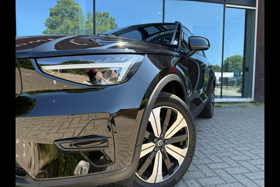Volvo XC40 Recharge Core 70 kWh - Automaat - Navi - Camera - Parkeerhulp