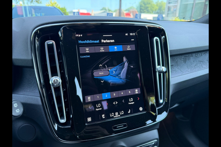 Volvo XC40 Recharge Core 70 kWh - Automaat - Navi - Camera - Parkeerhulp