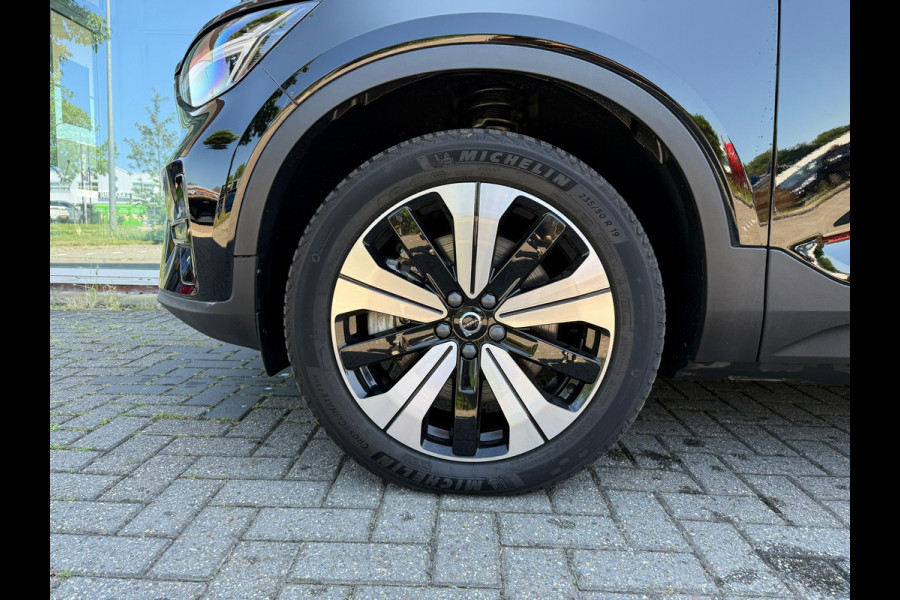 Volvo XC40 Recharge Core 70 kWh - Automaat - Navi - Camera - Parkeerhulp