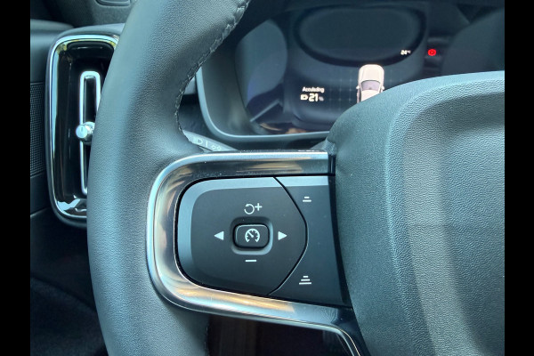 Volvo XC40 Recharge Core 70 kWh - Automaat - Navi - Camera - Parkeerhulp