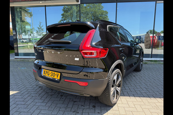 Volvo XC40 Recharge Core 70 kWh - Automaat - Navi - Camera - Parkeerhulp