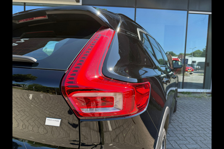 Volvo XC40 Recharge Core 70 kWh - Automaat - Navi - Camera - Parkeerhulp