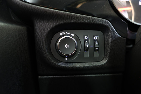 Opel Corsa 1.2 GS AVM Line CARPLAY CAMERA AIRCO CRUISE LANE STOEL+STUUR VERWARMING "21