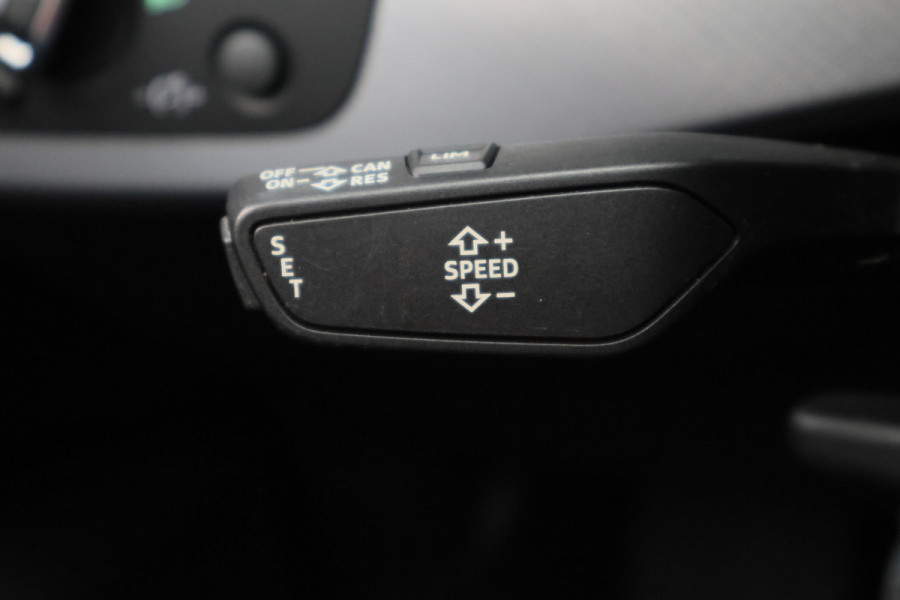 Audi A4 Avant 1.4 TFSI Design Pro Line Plus Parelmoer, Virtual Cockpit, Xenon, Apple Carplay, Trekhaak, 19"