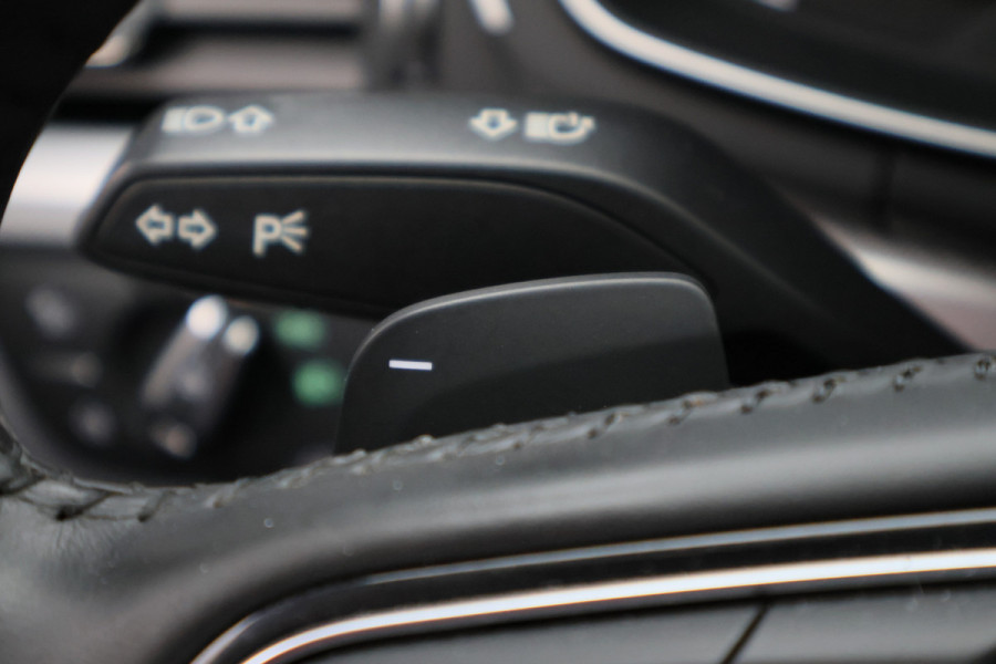 Audi A4 Avant 1.4 TFSI Design Pro Line Plus Parelmoer, Virtual Cockpit, Xenon, Apple Carplay, Trekhaak, 19"