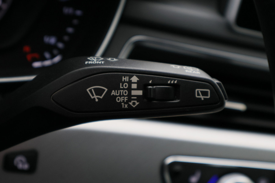 Audi A4 Avant 1.4 TFSI Design Pro Line Plus Parelmoer, Virtual Cockpit, Xenon, Apple Carplay, Trekhaak, 19"
