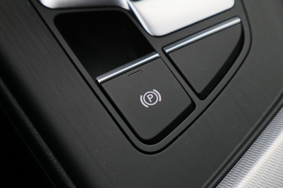 Audi A4 Avant 1.4 TFSI Design Pro Line Plus Parelmoer, Virtual Cockpit, Xenon, Apple Carplay, Trekhaak, 19"