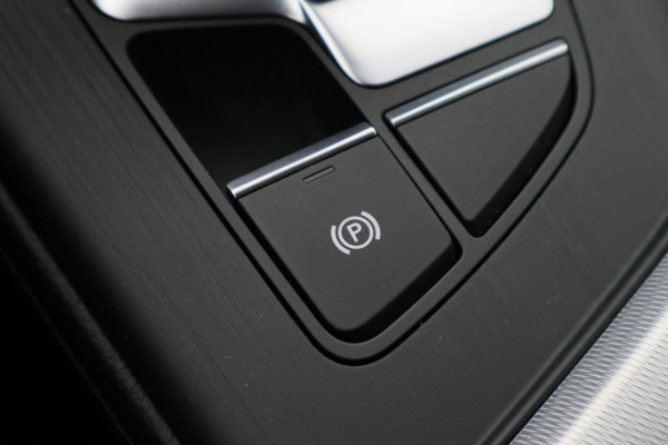 Audi A4 Avant 1.4 TFSI Design Pro Line Plus Parelmoer, Virtual Cockpit, Xenon, Apple Carplay, Trekhaak, 19"