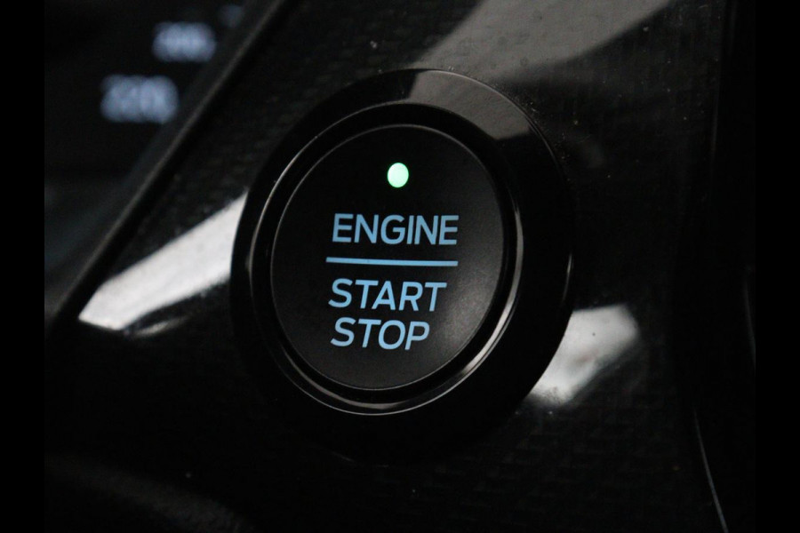 Ford Fiesta 1.0 EcoBoost Hybrid ST-Line X | Panoramadak | Stoel & Stuurverwarming | Bang & Olufsen | Adaptive cruise | Climate control | Camera | Navigatie | Bluetooth | DAB+ | Park assist | Side assist | Mirrorlink