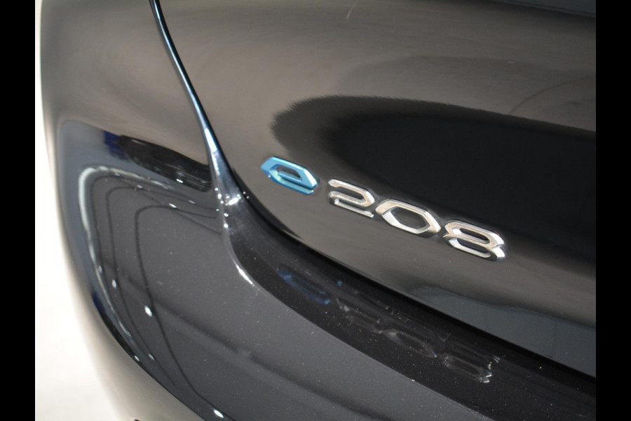 Peugeot e-208 EV Active Pack 50 kWh | SOH 98% | Navigatie | Parkeersensoren achter