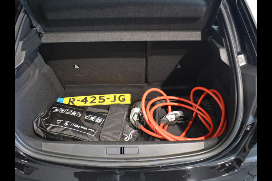 Peugeot e-208 EV Active Pack 50 kWh | SOH 98% | Navigatie | Parkeersensoren achter