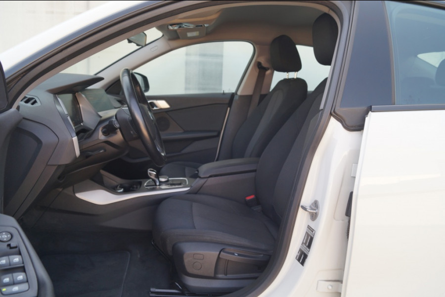 BMW 2 Serie Gran Coupé 218i 136pk Automaat Business Edition -LED-ECC-PDC-DAB-