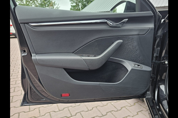 Škoda Octavia Combi 1.4 TSI iV PHEV Business Edition Plus | LED | Trekhaak | PDC | Stoelverwarming | ACC | Lane Assist |