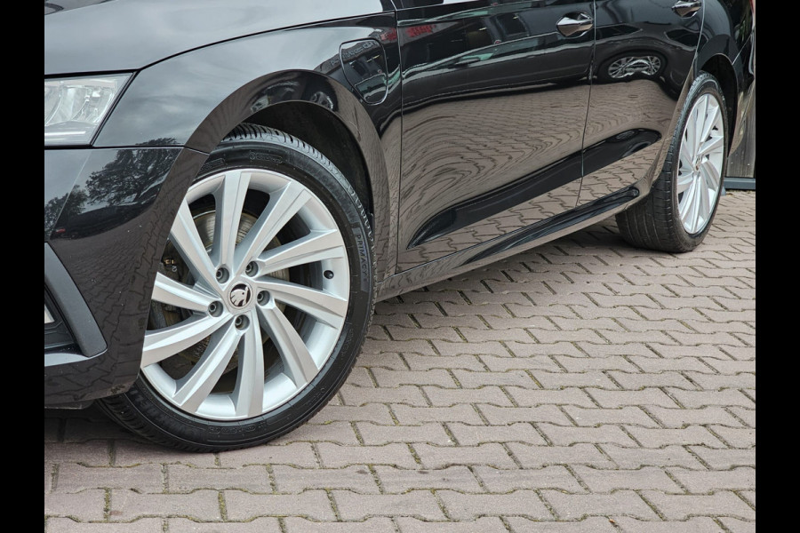 Škoda Octavia Combi 1.4 TSI iV PHEV Business Edition Plus | LED | Trekhaak | PDC | Stoelverwarming | ACC | Lane Assist |