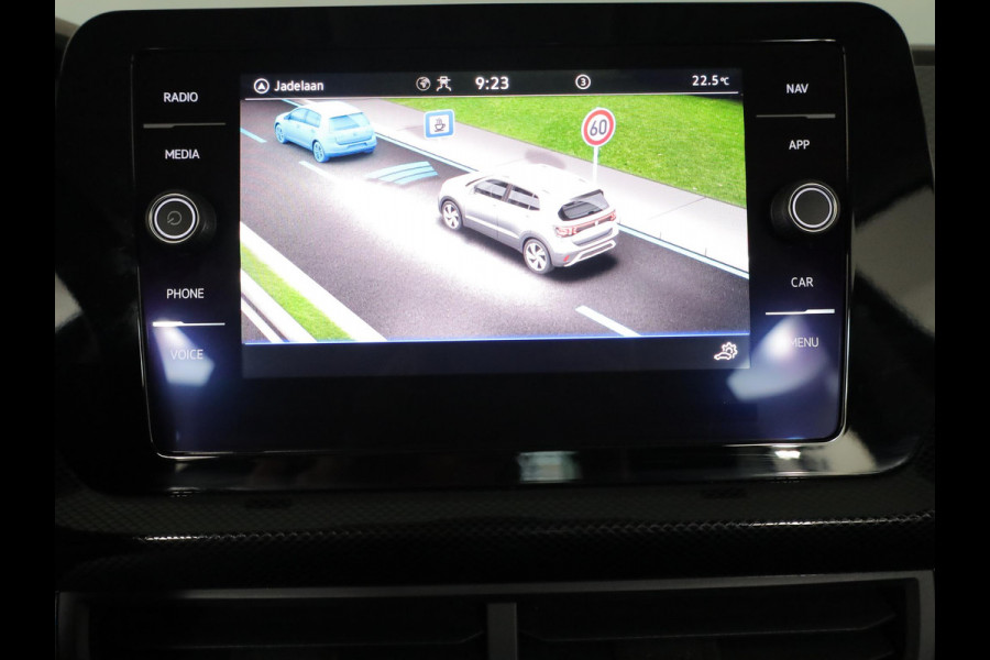 Volkswagen T-Cross 1.0 TSI Life Edition 95 pk | Verlengde garantie | Navigatie | Parkeersensoren | Achteruitrijcamera | Autom. airco | Stoelverwarming |