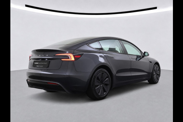 Tesla Model 3 RWD 60 kWh | Panoramadak | Stoelventialie | Stoelverwarming | Stuurverwarming | Adaptive Cruise Control | Keyless | 360 Camera | Memory Seat | Elektrische Stoelen | Ambiance Verlichting | Navigatie | Fa
