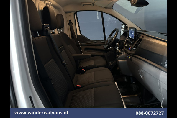 Ford Transit Custom 2.0 TDCI 130pk L2H1 Euro6 Airco | Camera | LED | Apple Carplay | Cruisecontrol | 2800kg Trekhaak Cruisecontrol, Stoelverwarming, Verwarmde voorruit, Parkeersensoren, Bijrijdersbank