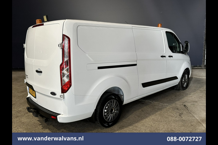 Ford Transit Custom 2.0 TDCI 130pk L2H1 Euro6 Airco | Camera | LED | Apple Carplay | Cruisecontrol | 2800kg Trekhaak Cruisecontrol, Stoelverwarming, Verwarmde voorruit, Parkeersensoren, Bijrijdersbank
