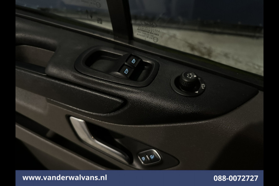 Ford Transit Custom 2.0 TDCI 130pk L2H1 Euro6 Airco | Camera | LED | Apple Carplay | Cruisecontrol | 2800kg Trekhaak Cruisecontrol, Stoelverwarming, Verwarmde voorruit, Parkeersensoren, Bijrijdersbank