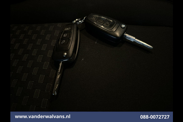 Ford Transit Custom 2.0 TDCI 130pk L2H1 Euro6 Airco | Camera | LED | Apple Carplay | Cruisecontrol | 2800kg Trekhaak Cruisecontrol, Stoelverwarming, Verwarmde voorruit, Parkeersensoren, Bijrijdersbank