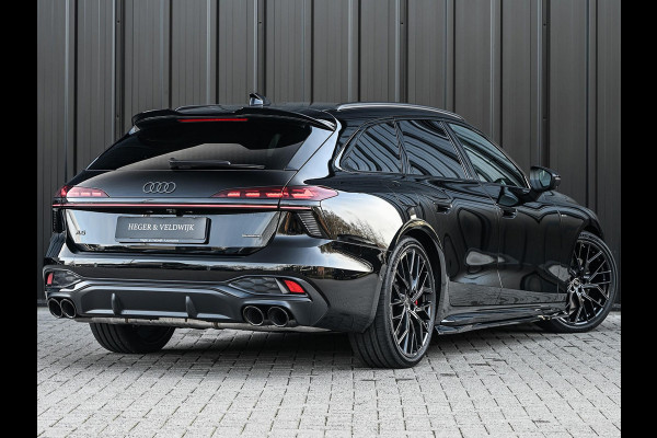 Audi A6 Avant 2.0 e-hybrid quattro S edition Competition | Panoramadak | B&O | Stoelventilatie en Massage | 360 Camera | Luchtvering | Ambiance Interieur | Achterasbesturing | Carbon Inleg | Head-Up | S-Seats | Passagiers Display |