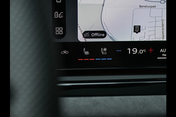 Audi A6 Avant 2.0 e-hybrid quattro S edition Competition | Panoramadak | B&O | Stoelventilatie en Massage | 360 Camera | Luchtvering | Ambiance Interieur | Achterasbesturing | Carbon Inleg | Head-Up | S-Seats | Passagiers Display |