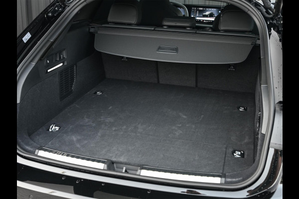 Audi A6 Avant 2.0 e-hybrid quattro S edition Competition | Panoramadak | B&O | Stoelventilatie en Massage | 360 Camera | Luchtvering | Ambiance Interieur | Achterasbesturing | Carbon Inleg | Head-Up | S-Seats | Passagiers Display |