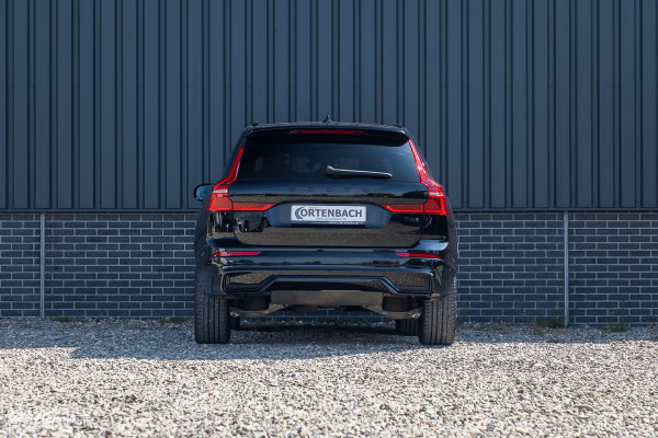 Volvo XC60 2.0 T6 Plug-in hybrid AWD Ultra Black Edition long Range | Luchtvering | Bowers&Wilkins | Zwenkbare trekhaak | Panorama dak | Memory | Blis |