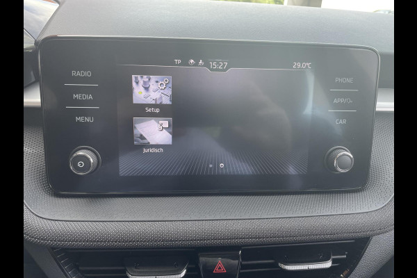 Škoda Fabia 1.0 TSI Automaat Ambition Skoda Fabia 1.0 TSI Ambition Panoramadak Navigatie Carplay PDC Camera Adaptive Cruise Control Stoelverwarming Full LED Climatronic