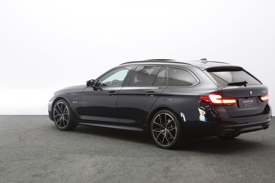 BMW 5 Serie Touring 530e 293 PK M-Sport High Executive PHEV, Panoramadak, Driv. Ass. Prof, Head-Up, Sfeerverlichting,