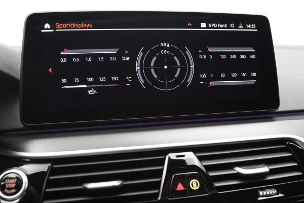 BMW 5 Serie Touring 530e 293 PK M-Sport High Executive PHEV, Panoramadak, Driv. Ass. Prof, Head-Up, Sfeerverlichting,