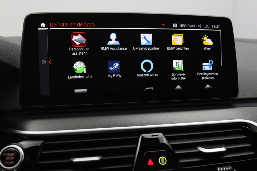 BMW 5 Serie Touring 530e 293 PK M-Sport High Executive PHEV, Panoramadak, Driv. Ass. Prof, Head-Up, Sfeerverlichting,