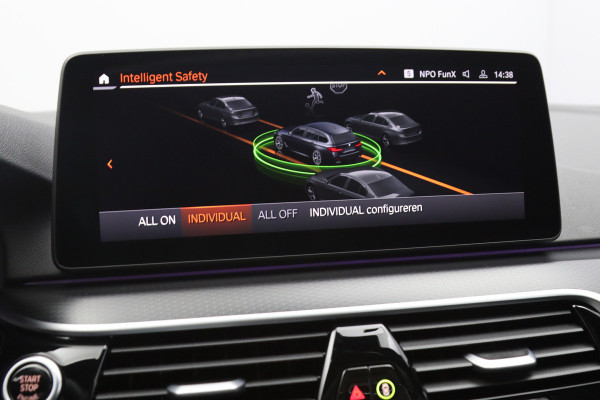 BMW 5 Serie Touring 530e 293 PK M-Sport High Executive PHEV, Panoramadak, Driv. Ass. Prof, Head-Up, Sfeerverlichting,