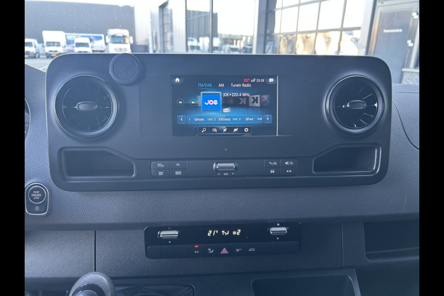 Mercedes-Benz Sprinter 317 CDI L2 H2 MBUX / 360 Camera / Parkeersensoren / Navigatie / Cruise control / Airco / 270 Graden achterdeuren