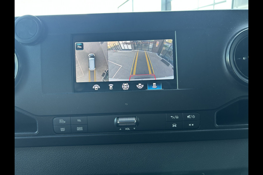 Mercedes-Benz Sprinter 317 CDI L2 H2 MBUX / 360 Camera / Parkeersensoren / Navigatie / Cruise control / Airco / 270 Graden achterdeuren