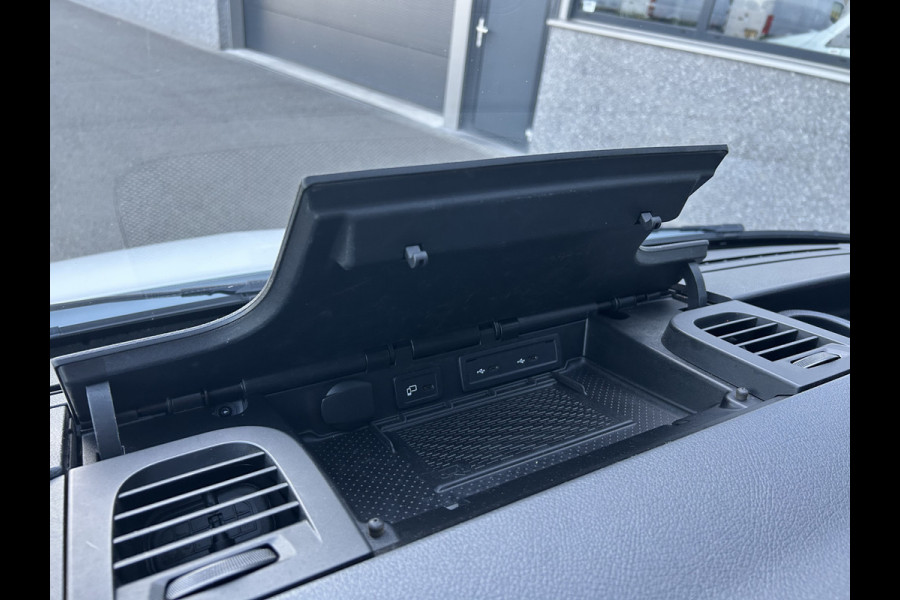 Mercedes-Benz Sprinter 317 CDI L2 H2 MBUX / 360 Camera / Parkeersensoren / Navigatie / Cruise control / Airco / 270 Graden achterdeuren