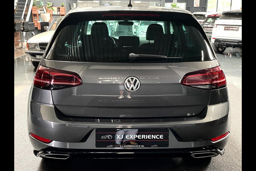 Volkswagen Golf 7.5 1.5 TSI 150PK Highline R-LINE NAVI LED