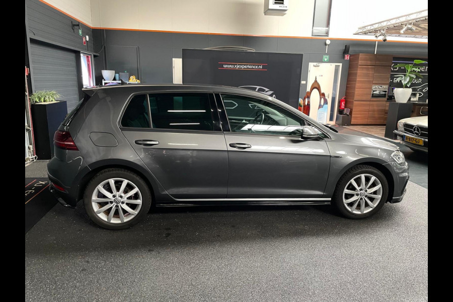 Volkswagen Golf 7.5 1.5 TSI 150PK Highline R-LINE NAVI LED