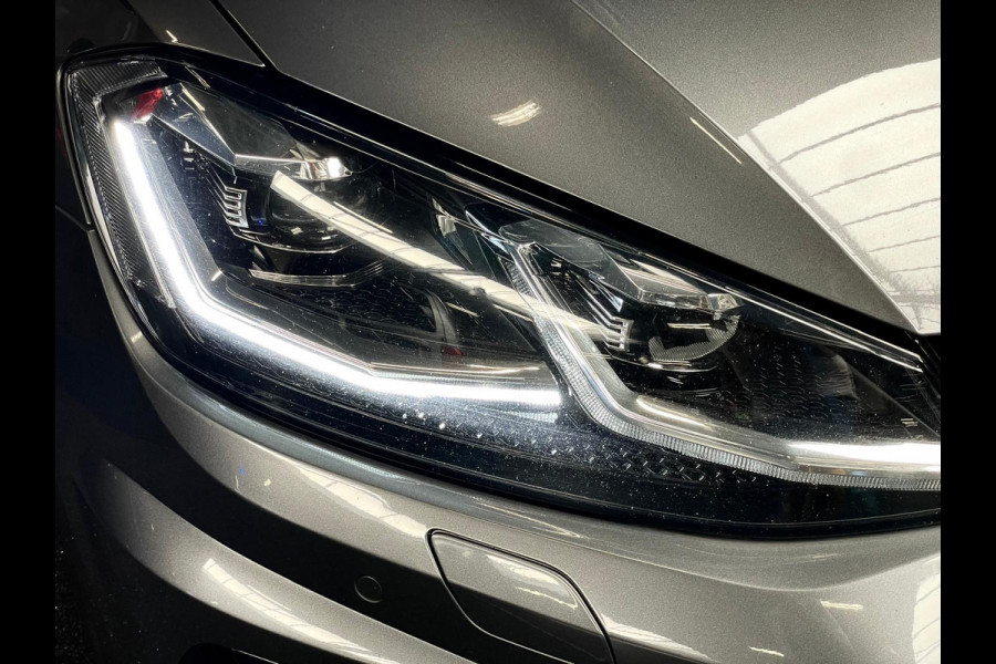Volkswagen Golf 7.5 1.5 TSI 150PK Highline R-LINE NAVI LED