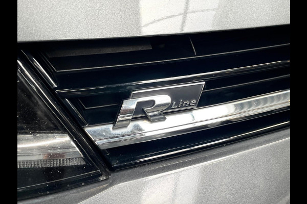 Volkswagen Golf 7.5 1.5 TSI 150PK Highline R-LINE NAVI LED