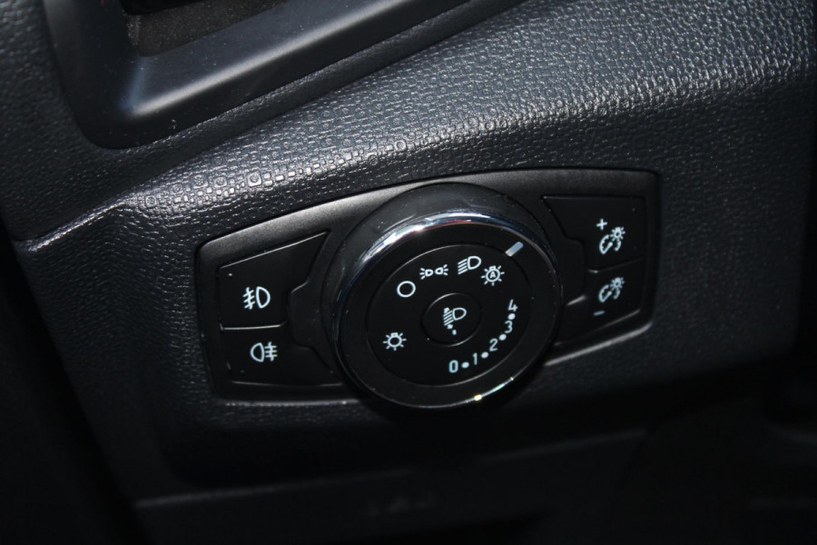 Ford EcoSport 1.0 EcoBoost Titanium | Dealeronderhouden | Trekhaak | Stoel + Stuurverarming | Navigatie | Cruise Control |