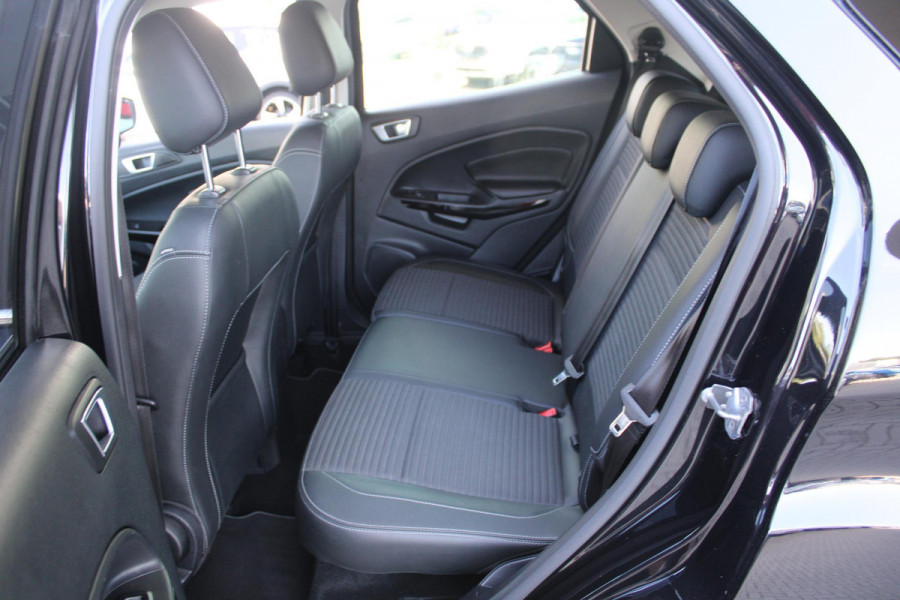 Ford EcoSport 1.0 EcoBoost Titanium | Dealeronderhouden | Trekhaak | Stoel + Stuurverarming | Navigatie | Cruise Control |