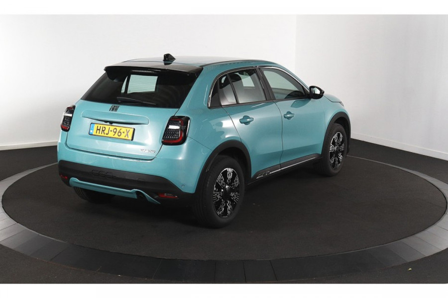 Fiat 600 1.2 Hybrid Urban FULL OPTIONS!!