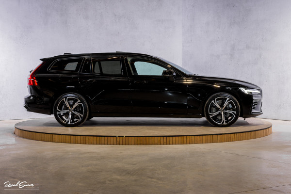 Volvo V60 2.0 T8 Plug-in hybrid AWD Ultimate Dark Long range | Panorama dak | Adaptieve cruise | Blis | Memory | Harman Kardon |