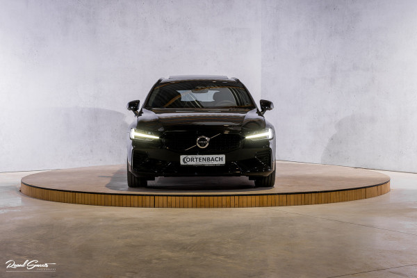Volvo V60 2.0 T8 Plug-in hybrid AWD Ultimate Dark Long range | Panorama dak | Adaptieve cruise | Blis | Memory | Harman Kardon |