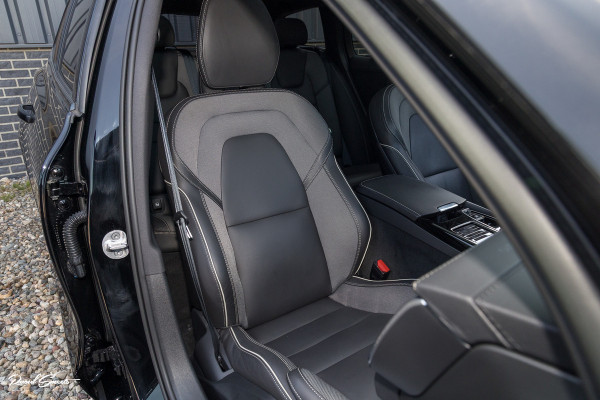 Volvo V60 2.0 T8 Plug-in hybrid AWD Ultimate Dark Long range | Panorama dak | Adaptieve cruise | Blis | Memory | Harman Kardon |