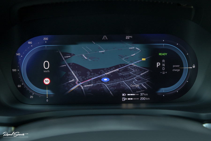 Volvo V60 2.0 T8 Plug-in hybrid AWD Ultimate Dark Long range | Panorama dak | Adaptieve cruise | Blis | Memory | Harman Kardon |