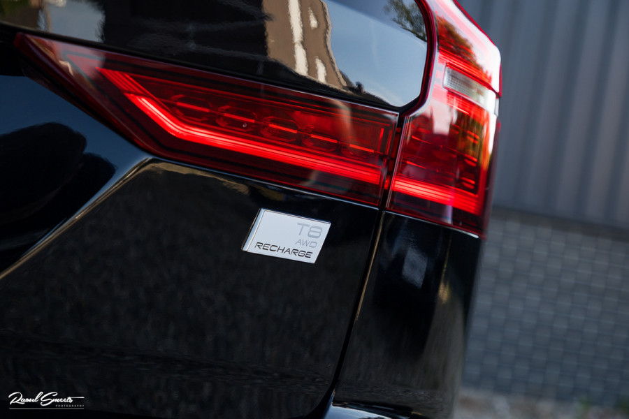 Volvo V60 2.0 T8 Plug-in hybrid AWD Ultimate Dark Long range | Panorama dak | Adaptieve cruise | Blis | Memory | Harman Kardon |