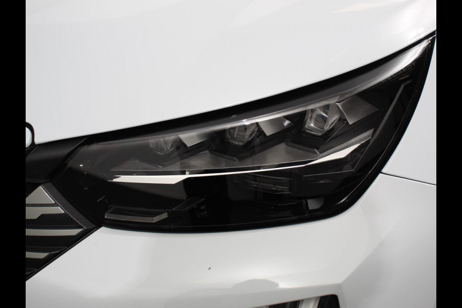 Peugeot 2008 1.2 PureTech 130pk Automaat Allure Navigatie Climate Control Camera 360 Dab Led Lichtmetalen Velgen Parkeer sensoren Cruise Control Adaptive Stoelverwarming